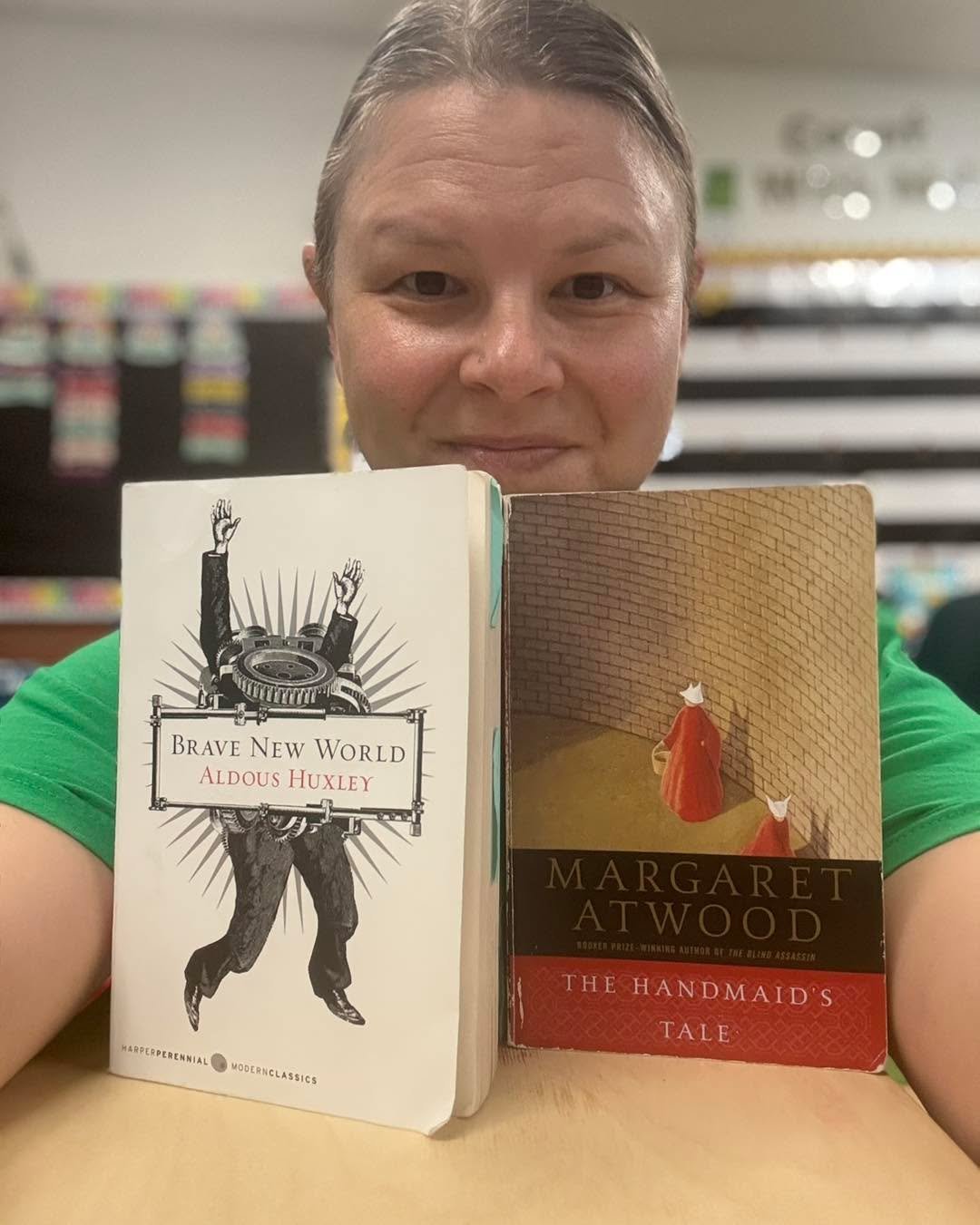 Excited to highlight ANOTHER new exec board member. Meet your new primary rep and her favorite banned books

americanlibraryassociation anythinklibraries coloradoea #coloradoteacher #RedforEd #readbannedbooks #onemapleton #teachtruth