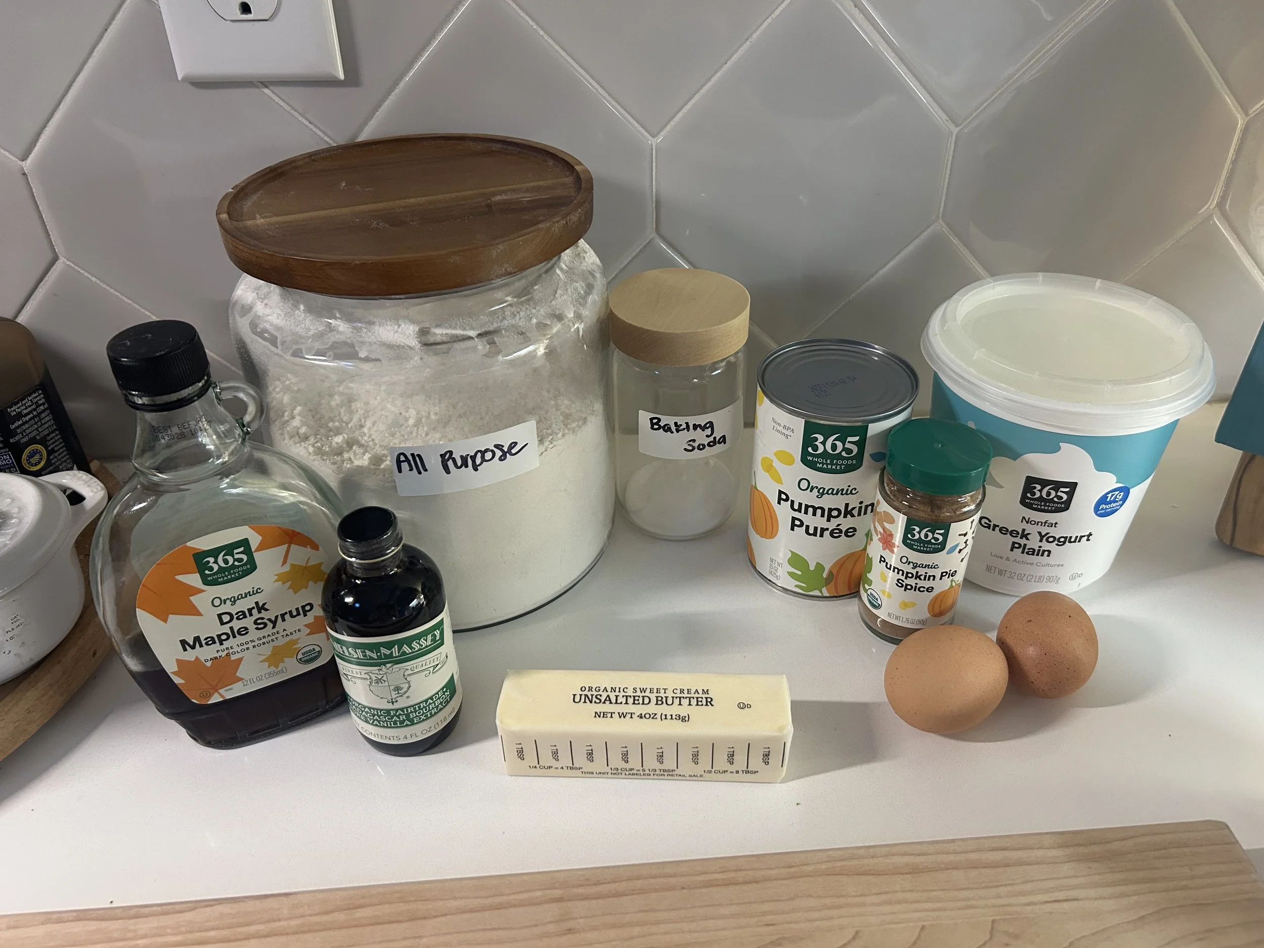 The ingredients needed to create this classic pumpkin bread recipe