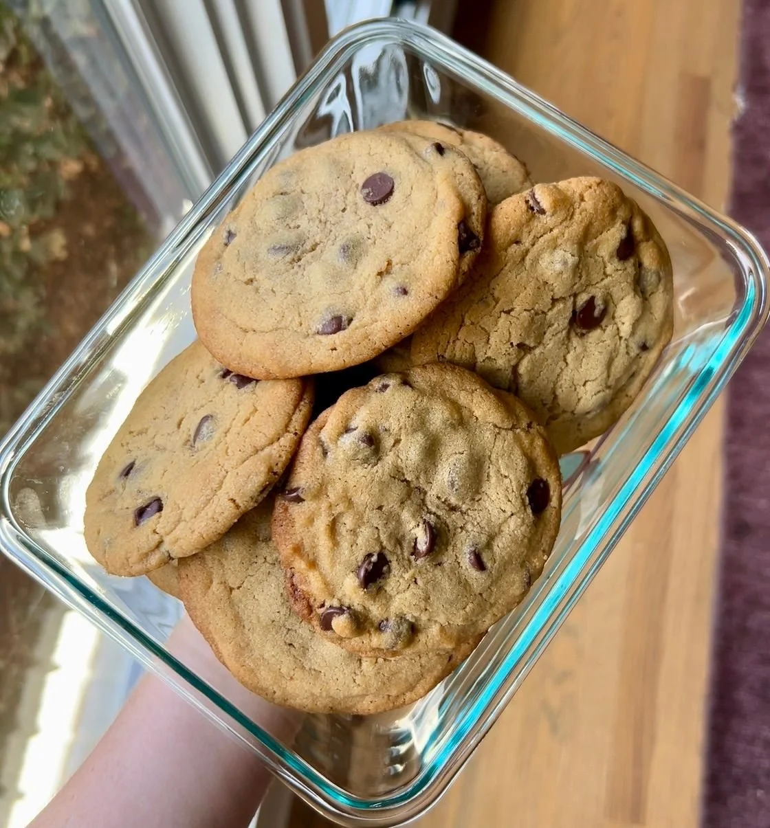 freshly baked tahini chocolate chip cookies ready to enjoy