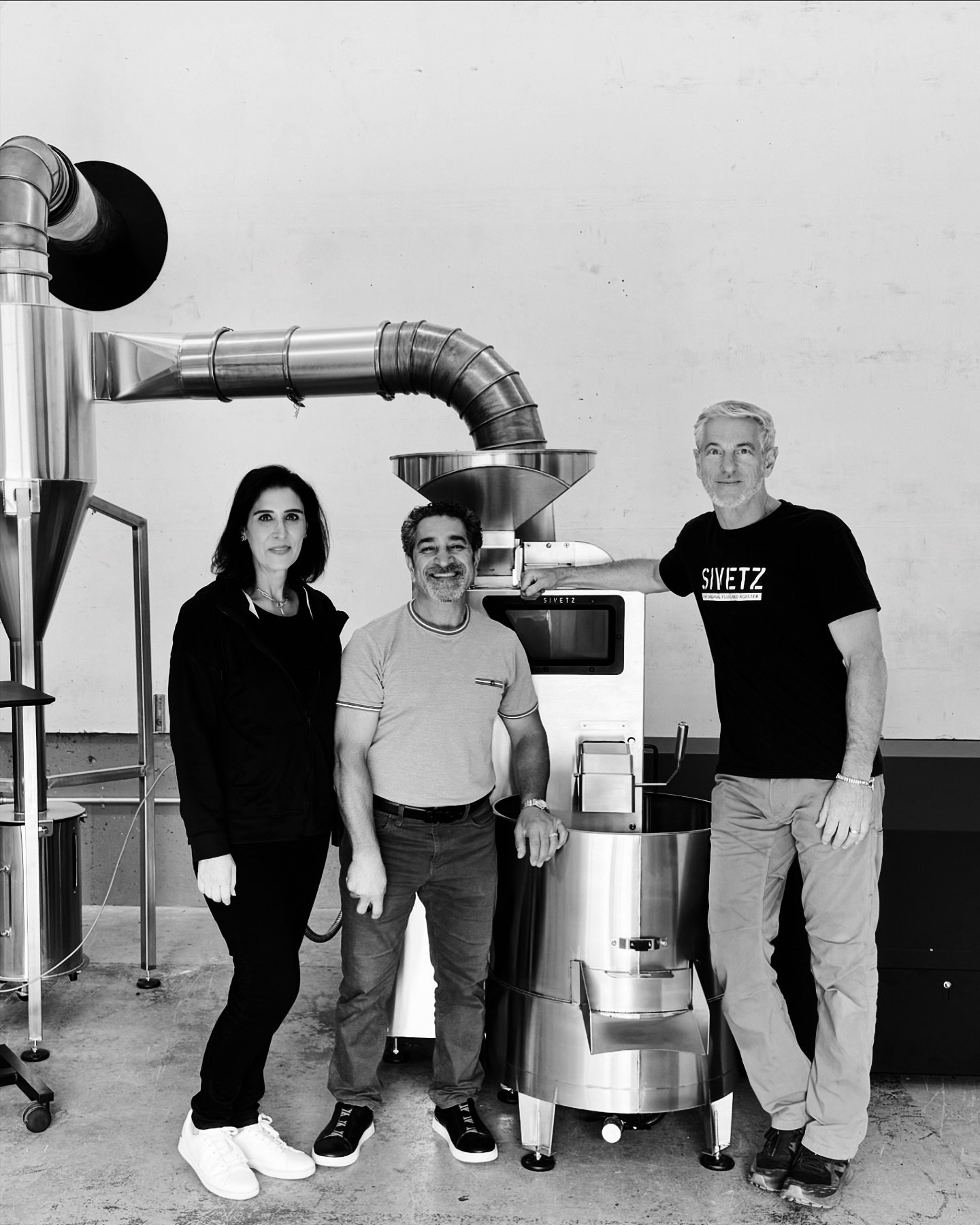 Look out, Los Angeles..🌴😎 We&rsquo;re excited to add @dailyhugcoffee to our family of roasters. They just received their new baby today!