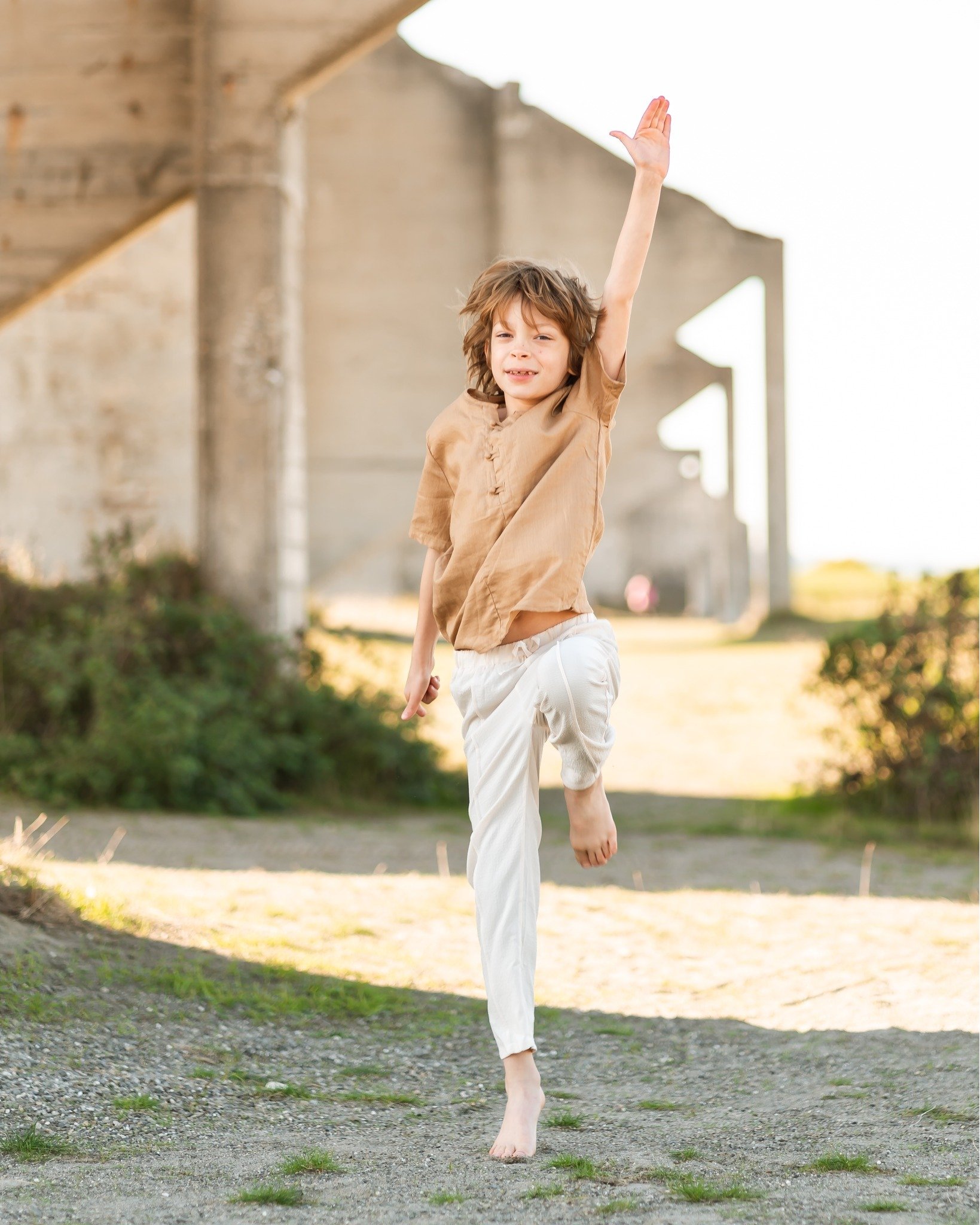 &quot;You dance love, and you dance joy, and you dance dreams.&quot; - Gene Kelly 🫶🤩✨ 

📸: @lynseystraderphotography 

#hidlacey #highimpactdance #dance #genekelly #dancephotography #laceydancestudio #laceywa #kidswhodance #danceisforeverybody