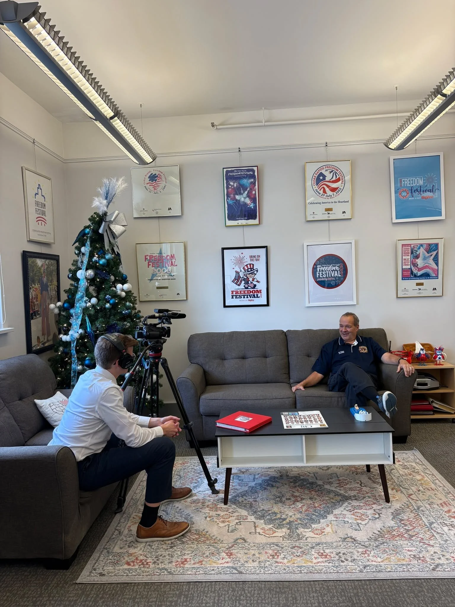 Only a few Military Tribute Banners remain! 🇺🇸 

If you've been thinking about honoring a hero in your life, now's the moment! These banners line our community all summer long and serve as a powerful tribute to the men and women who've served. Secu