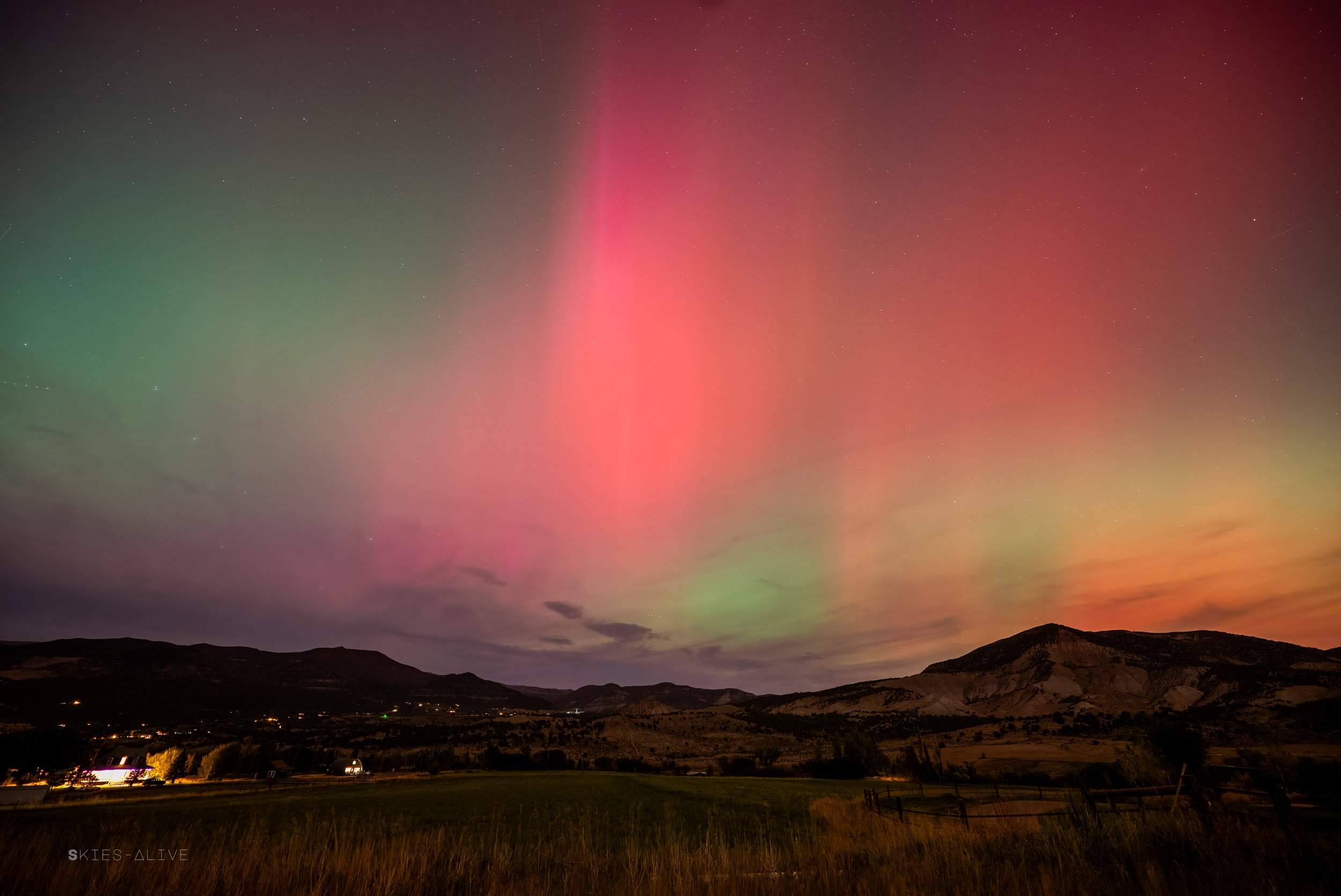 Skies-Alive 24.10.10 Aurora kp9 DSC_5372-topaz-i.jpg