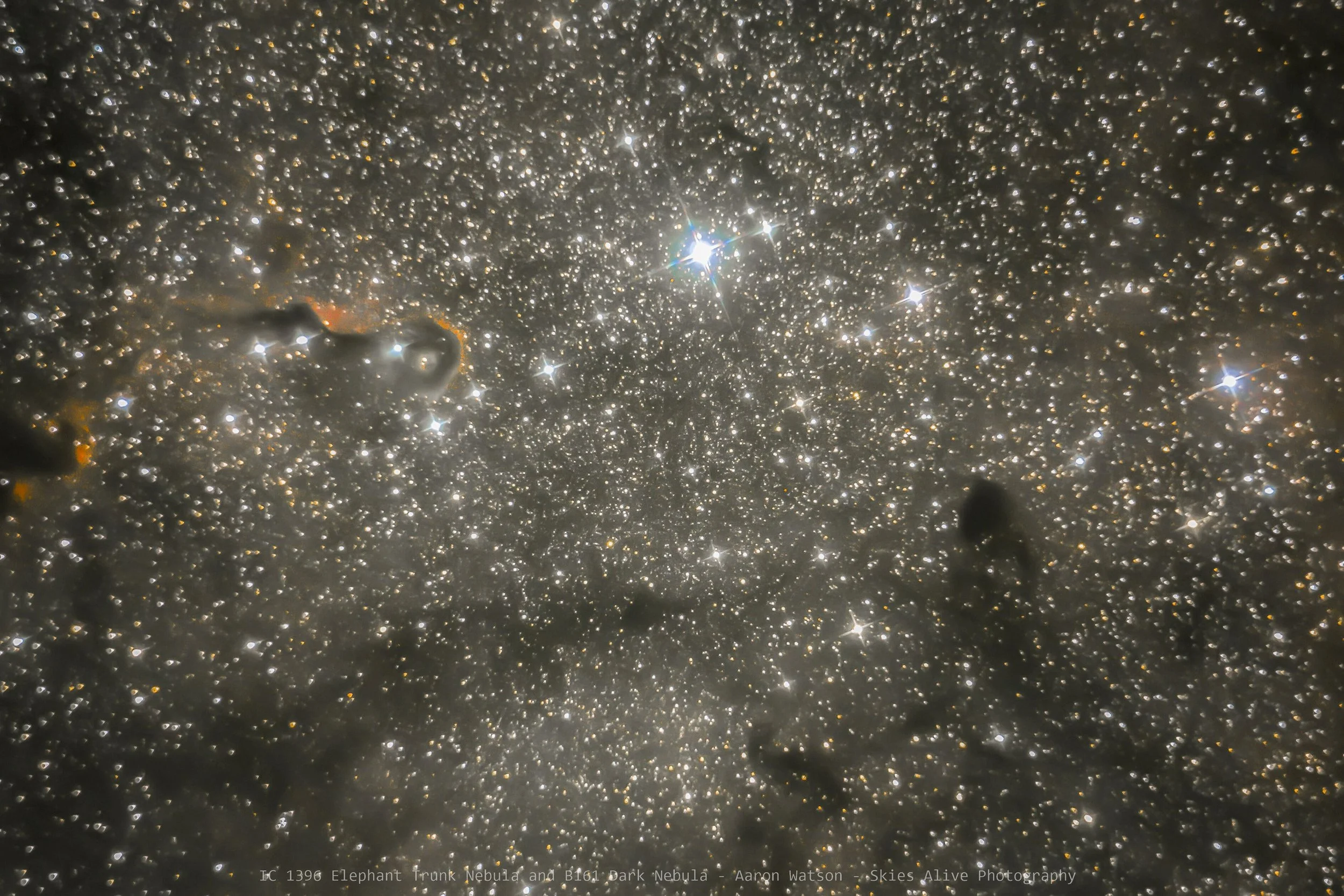IC1396 and B161 25.12.22 - NEW - reFINAL-i.jpg