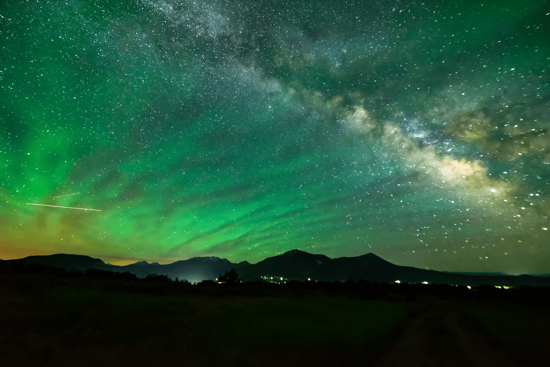 23.6.22 Airglow Stack 1 2026 Edit.gif