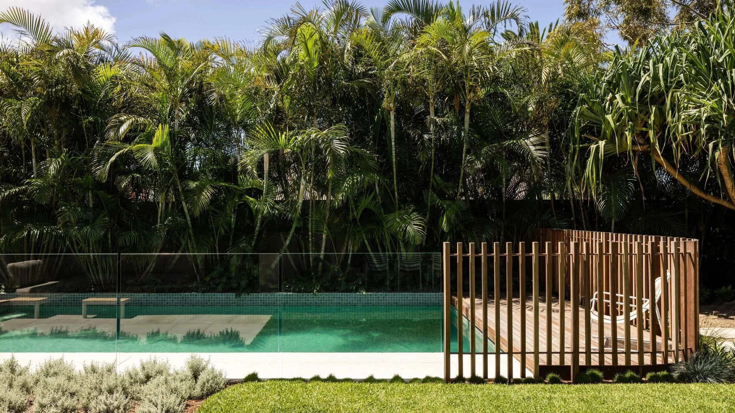 Designing Compliant Pool Fences/Barriers in NSW: Balancing Safety and Style