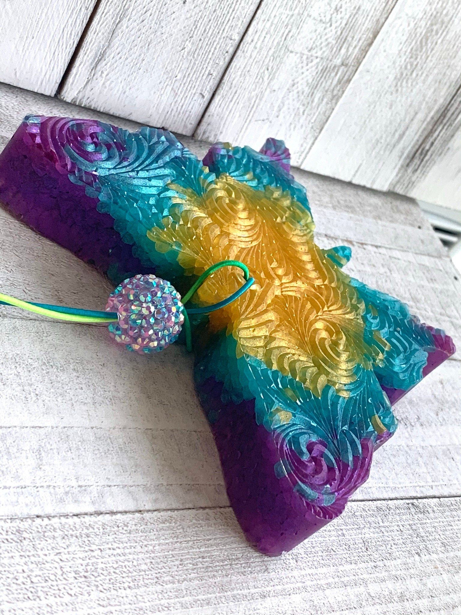 https://i.etsystatic.com/19970058/r/il/02f421/3145495665/il_fullxfull.3145495665_eauc.jpg