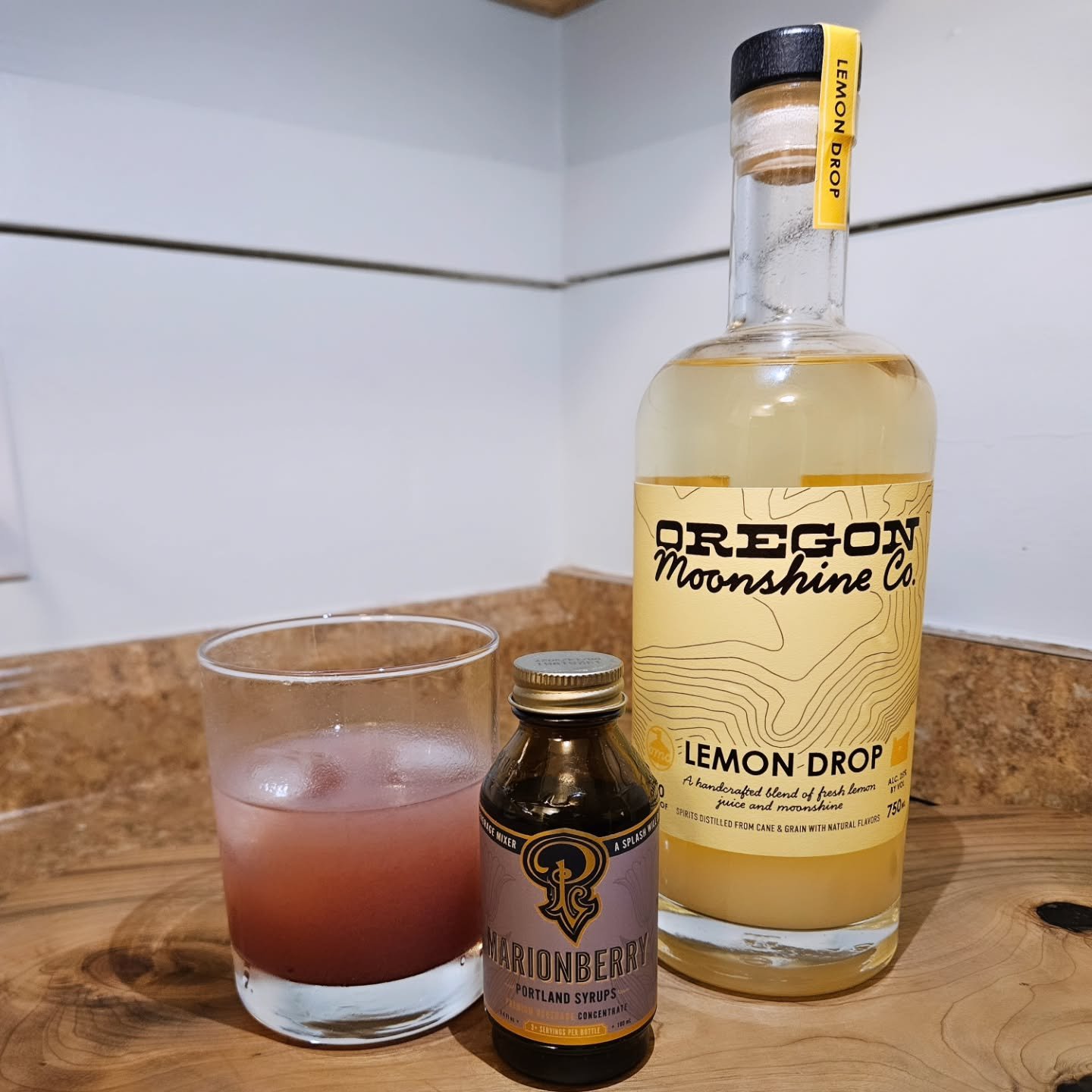 What's more Oregon than OMC Lemon Drop and Marionberry?
Add a splash of syrup to your Lemon Drop for a tasty and refreshing cocktail! @portlandsyrups 

Thanks @barb.smith29 for the great Christmas present!