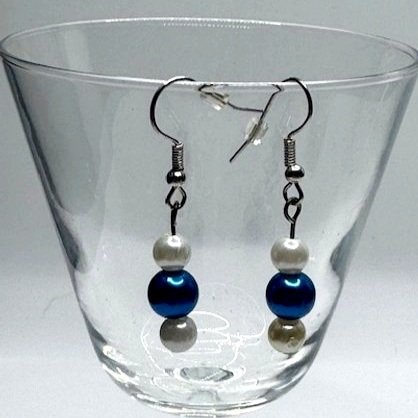 Elegant+Pearl+Earrings+with+a+Touch+of+Blue+3.jpg