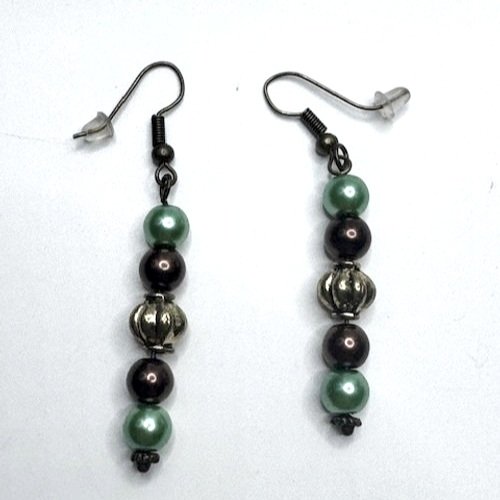 Dangle+earring+with+green%2C+brown%2C+and+gold+accent+beads+4.jpg