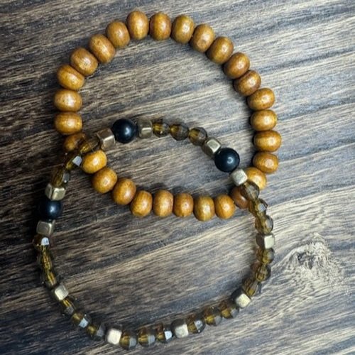 Light+Wood+Bead+and+darker+brown+and+gold+bead+bracelet+2.jpg