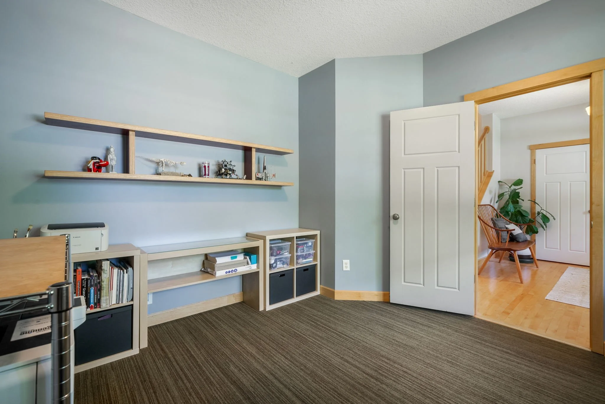 35-web-or-mls-917 Hope Ave-0035.jpg