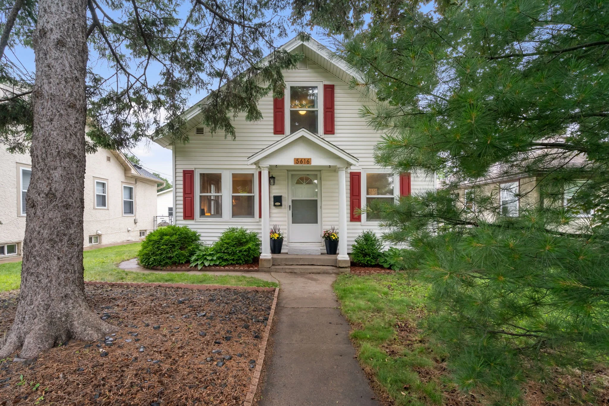 5616 36th Ave S, Mpls, 55417