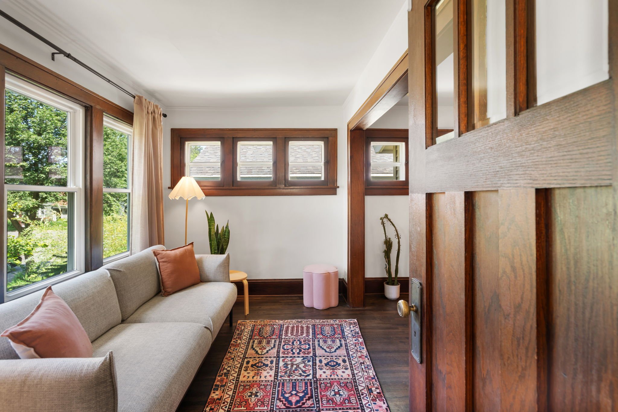10-web-or-mls-4307-14th-ave-s.jpg