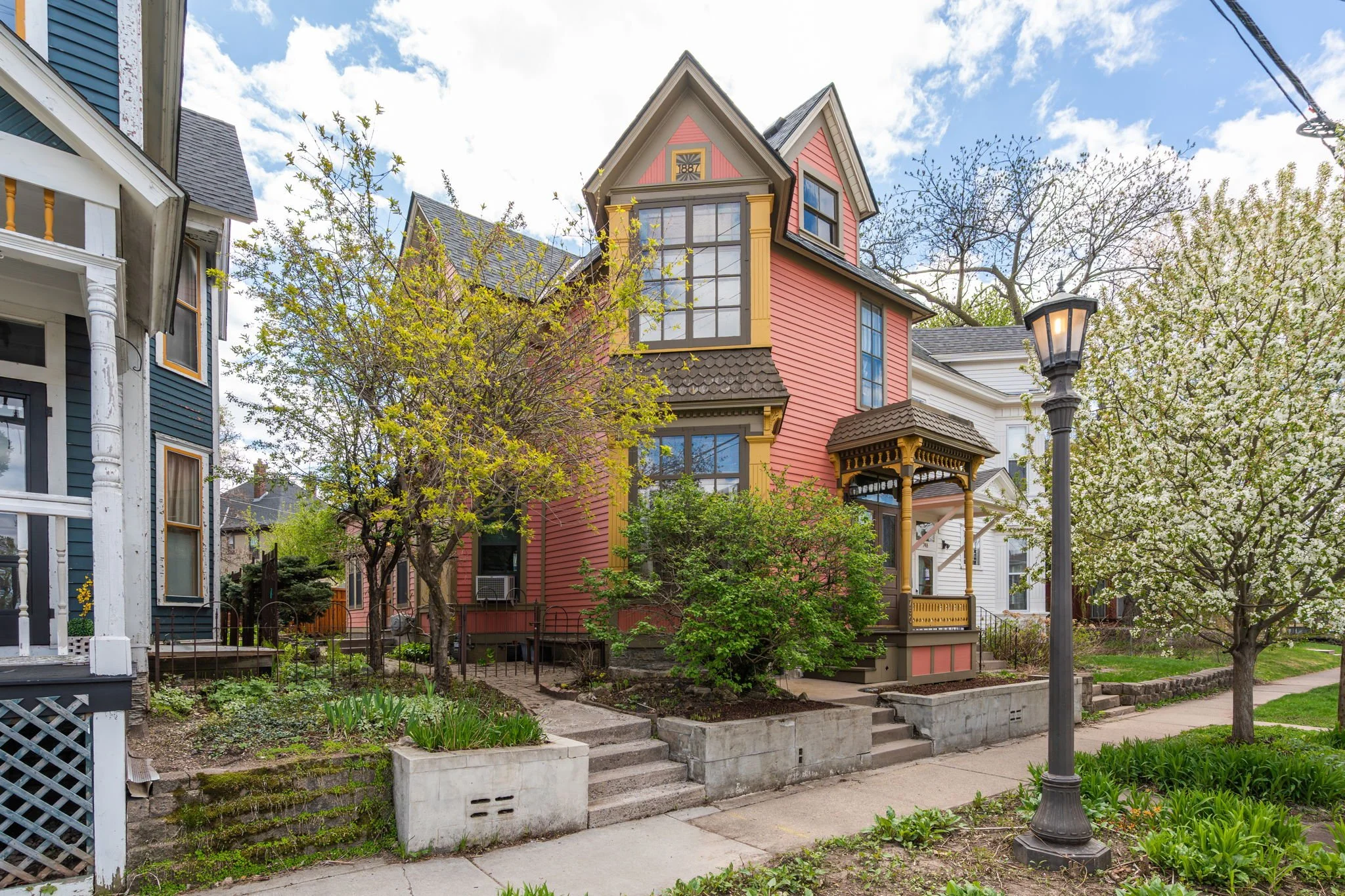 750 Margaret Street                   St. Paul, 55106