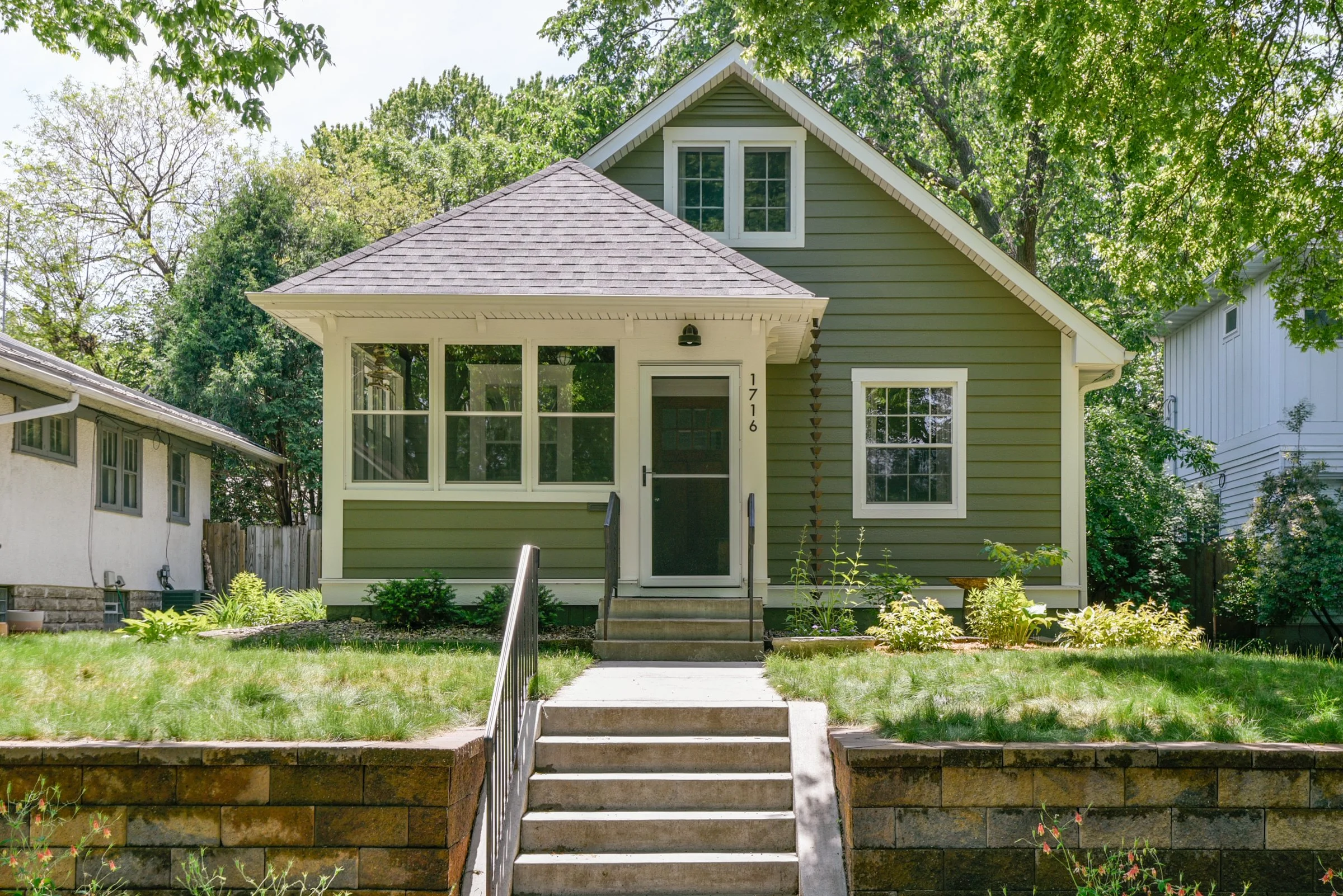 1716 Juliet Avenue                                 St. Paul, Mac-Groveland, 55105