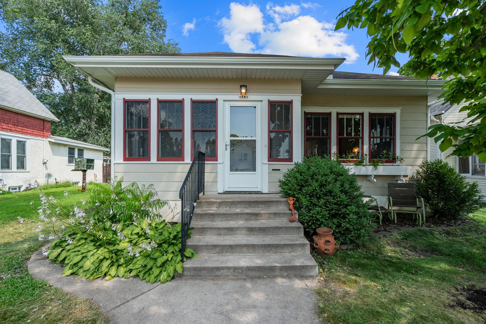4343 10th Avenue S, Northrop, MPLS, 55407