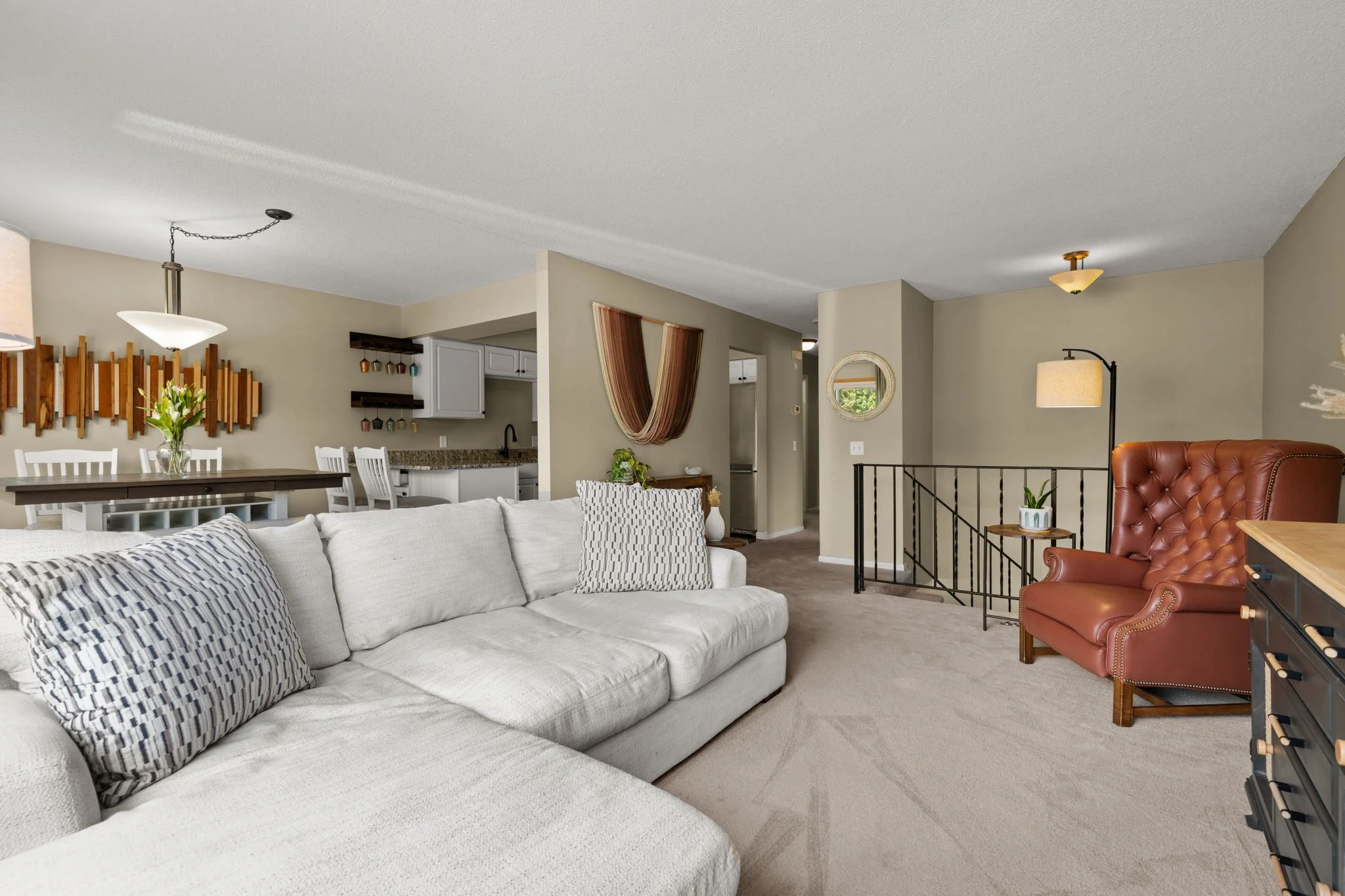 9257 Dartford Road, Woodbury, 55125