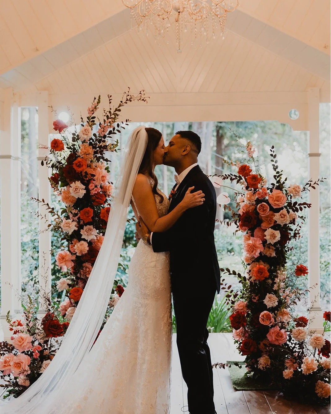 Megan &amp; Dan 💗

Gabbinbar 
@meadowlanevisuals