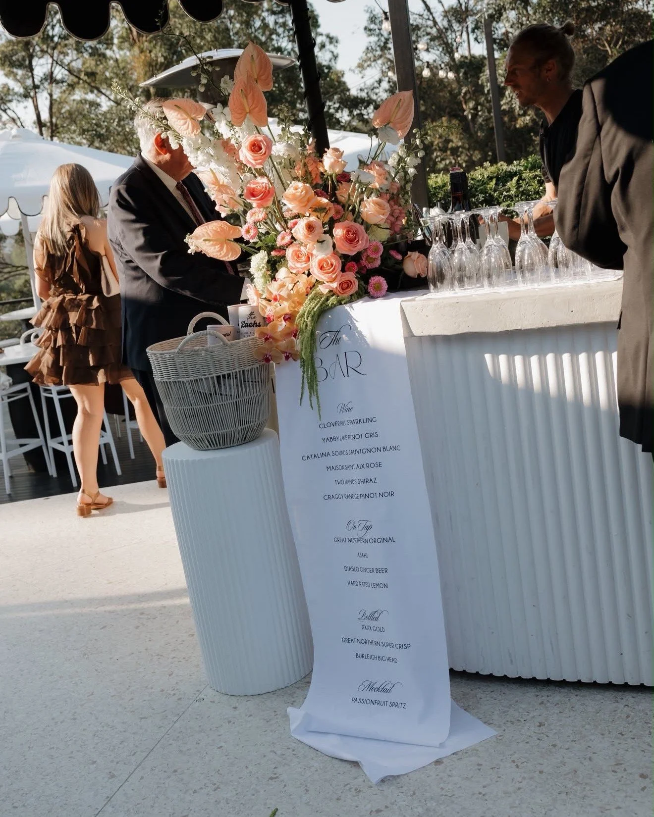 These shots from Breanna &amp; Co#queenslandweddings 
@houseofchapters_ 

#BrisbaneWeddingFlorist #BrisbaneWeddings #LuxuryWeddingFlorist #WeddingFloralDesign #QueenslandWeddings
