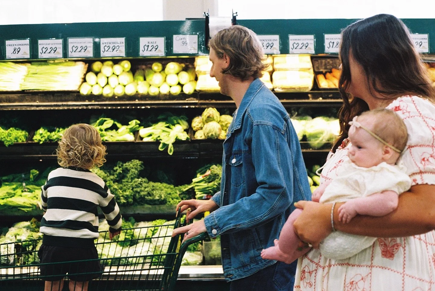 WEEKENDS ARE MADE FOR MARKET RUNS 🛒☀️

Whether it&rsquo;s family grocery day or a solo stroll through the aisles, Cox Farms Market is your spot for fresh produce, pantry staples, and real food at real prices.

Come enjoy a slower pace, friendly face