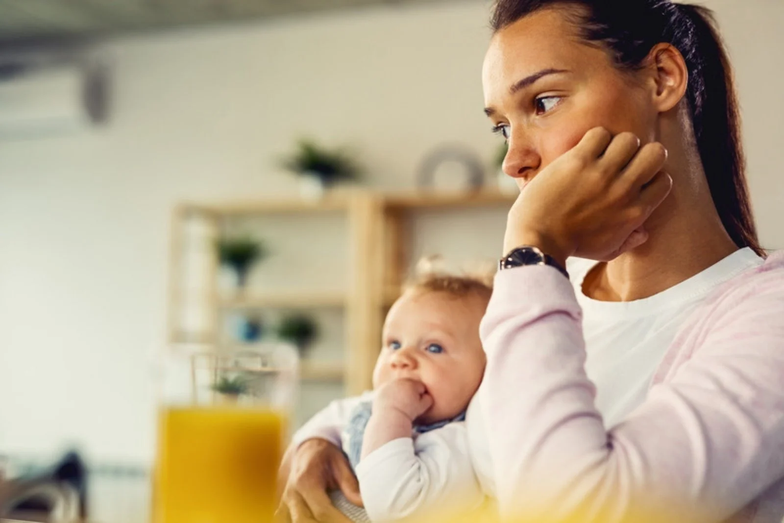 Postpartum anxiety vs postpartum depression, signs, differences and when to see a postpartum therapist in Denver, Colorado