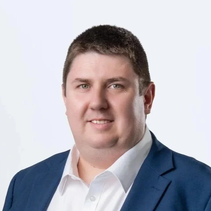 Headshot of Josh Moffat