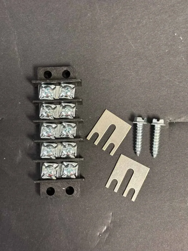 LB White Terminal Strip