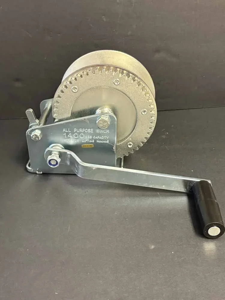 401001+-+1400lb+Hand+Winch.webp