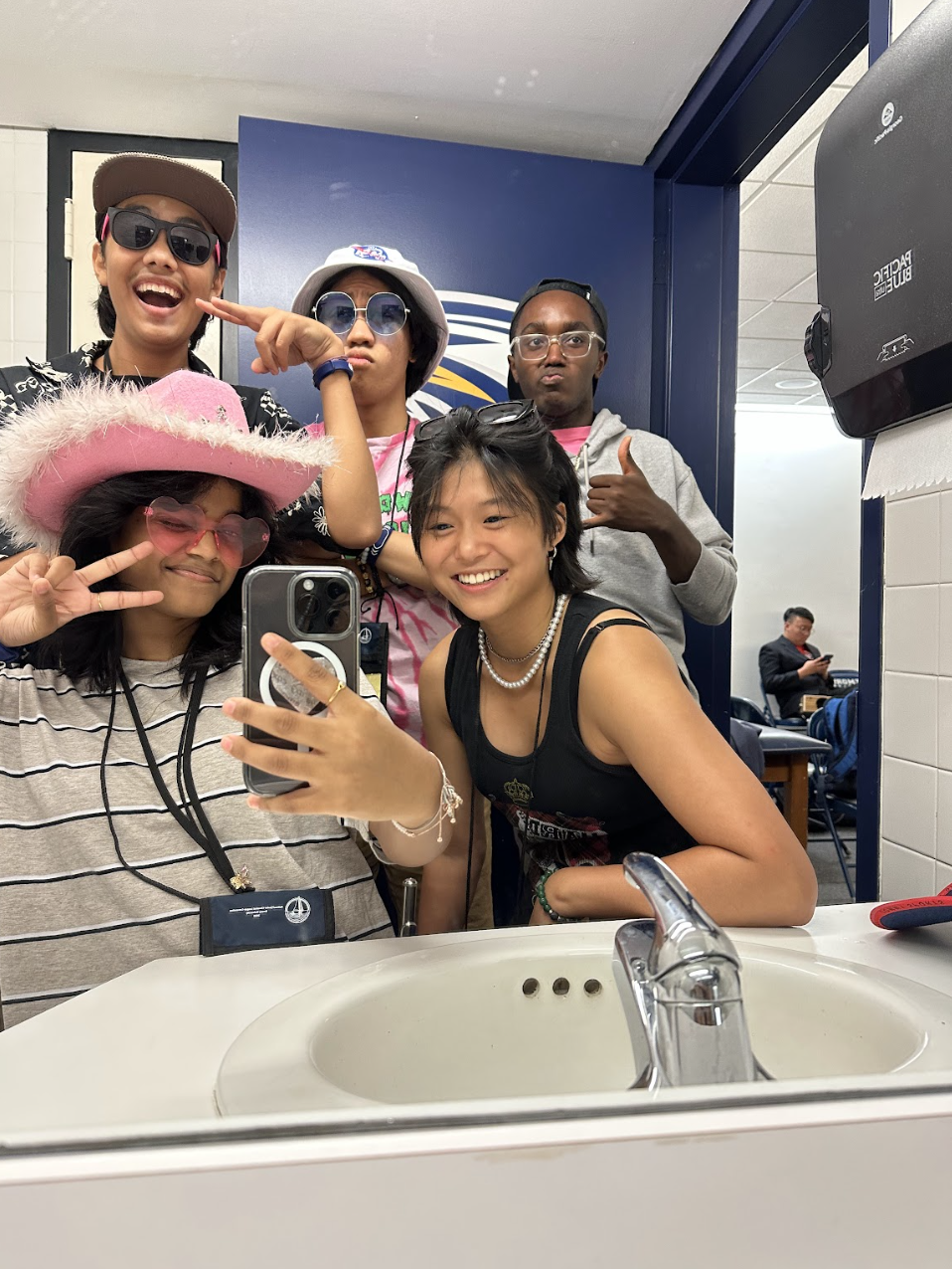 Screenshot 2023-11-25 at 12.26.48 PM.png