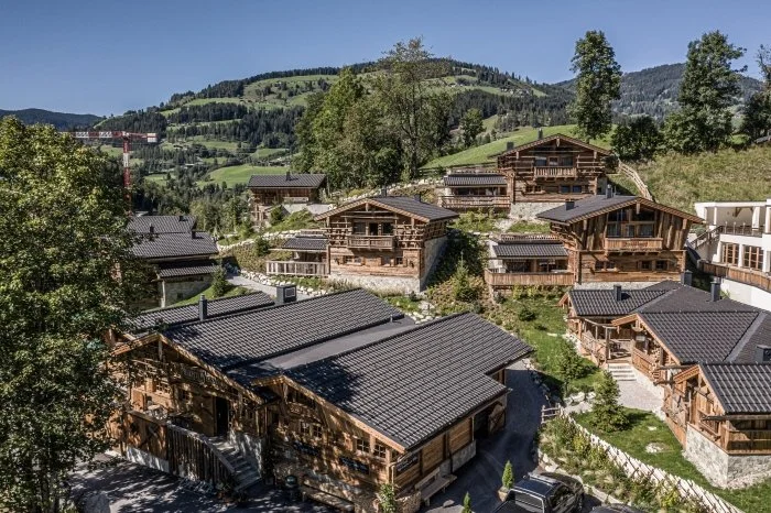 Anlage außen Sommer-low.jpg