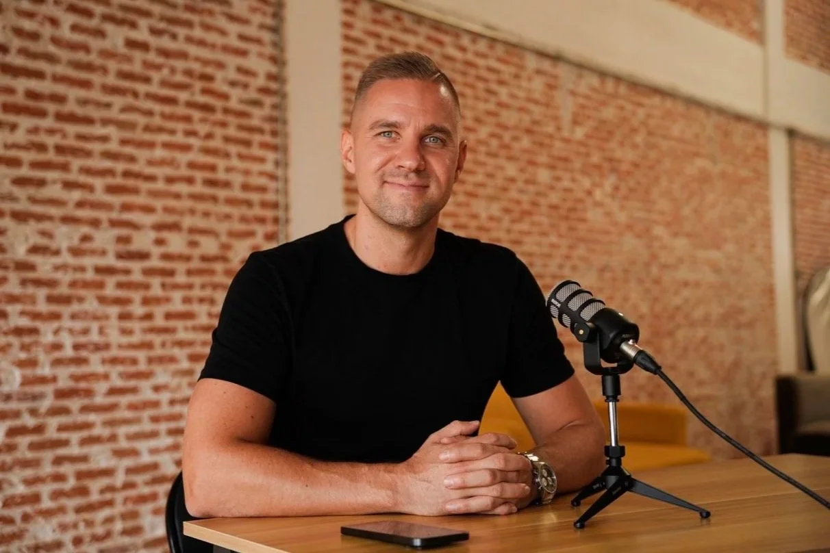 AI Workflows That Make You the Smartest Leader in the Room