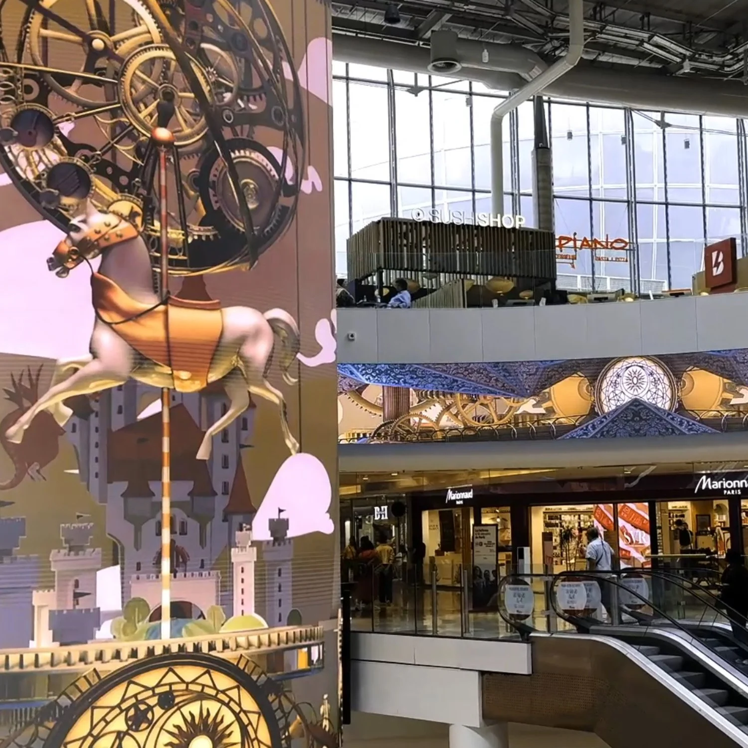 Expérience retail immersive, écran digital Westfield Les 4 Temps