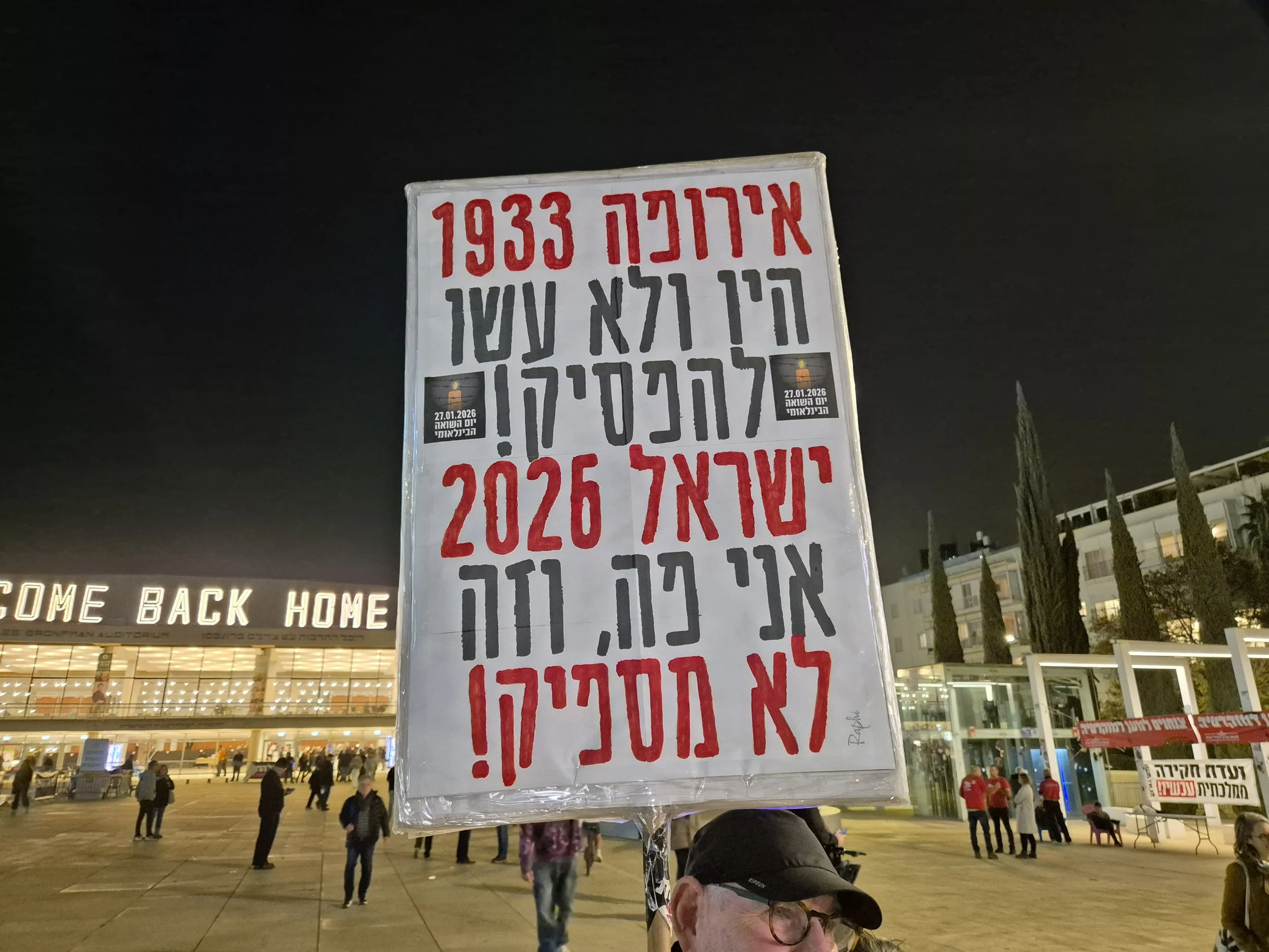 DemoSigns_Democracy_24012026 (5).jpg