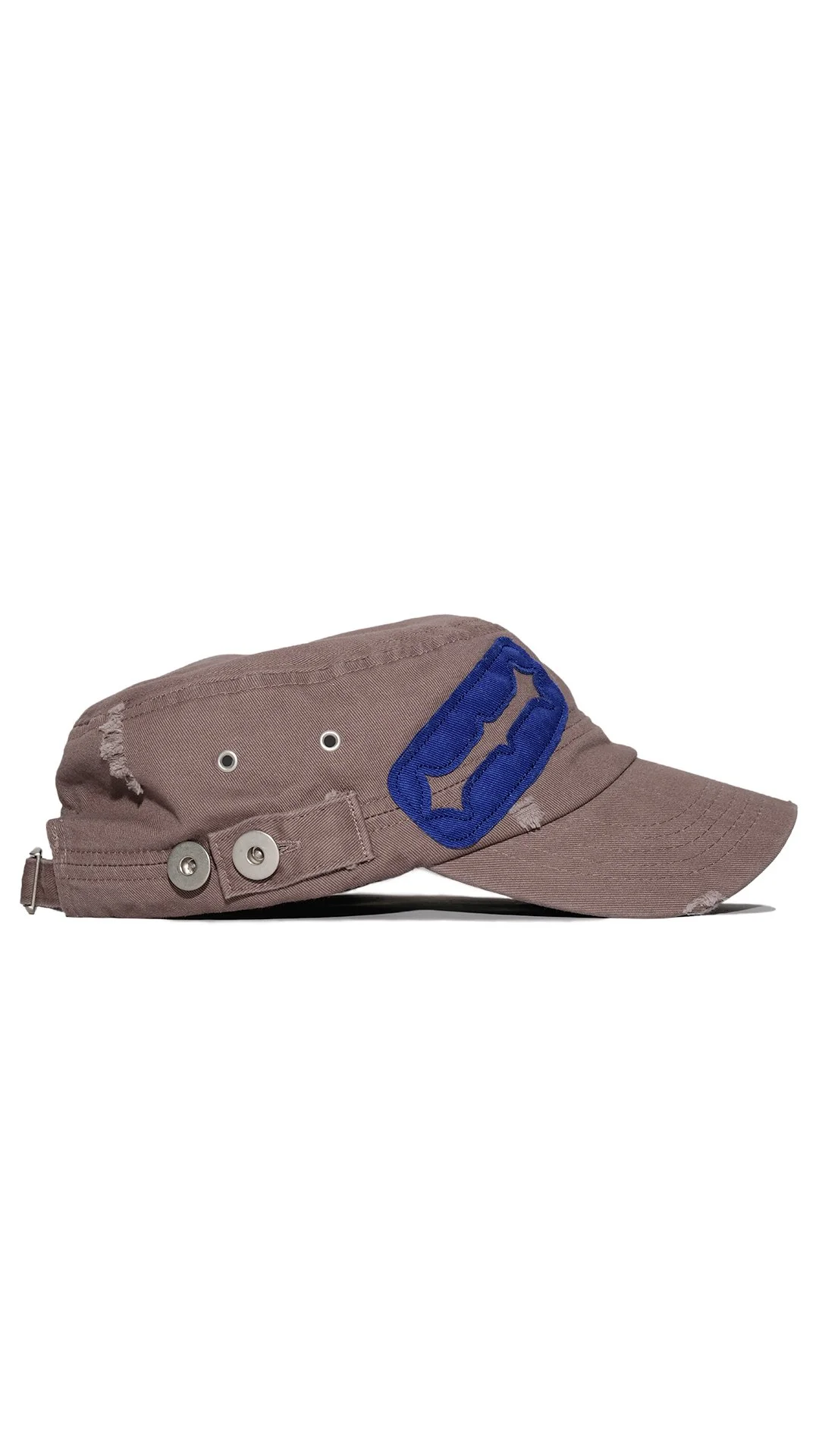 Grey Hat Side 9;16.jpg
