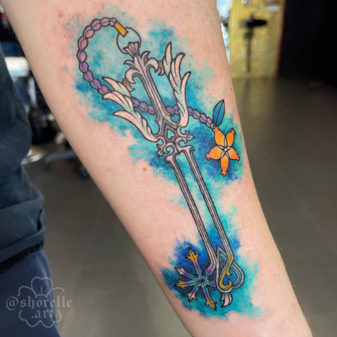 knigdom-hearts-oathkeeper-keyblade-tattoo.png