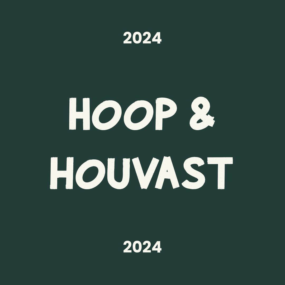 We versterken veerkracht en vertrouwen. In een wereld vol prikkels en onzekerheden helpen we kinderen en gezinnen bouwen aan innerlijke rust, verbondenheid en het geloof dat ze er niet alleen voor staan. We leren zoeken naar lichtpunten. 