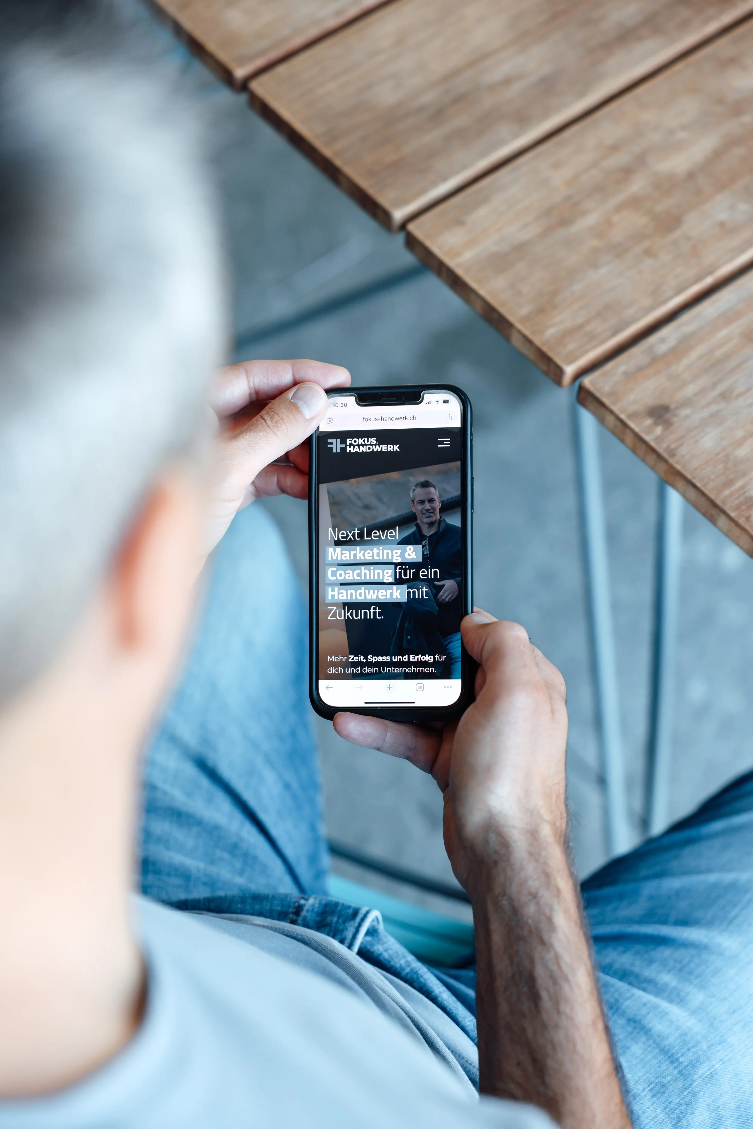 Assistentin von Mike bei Bite47 – Unterstützung in Social Media, Fotografie und Video durch Passion by Jess aus Winterthur.