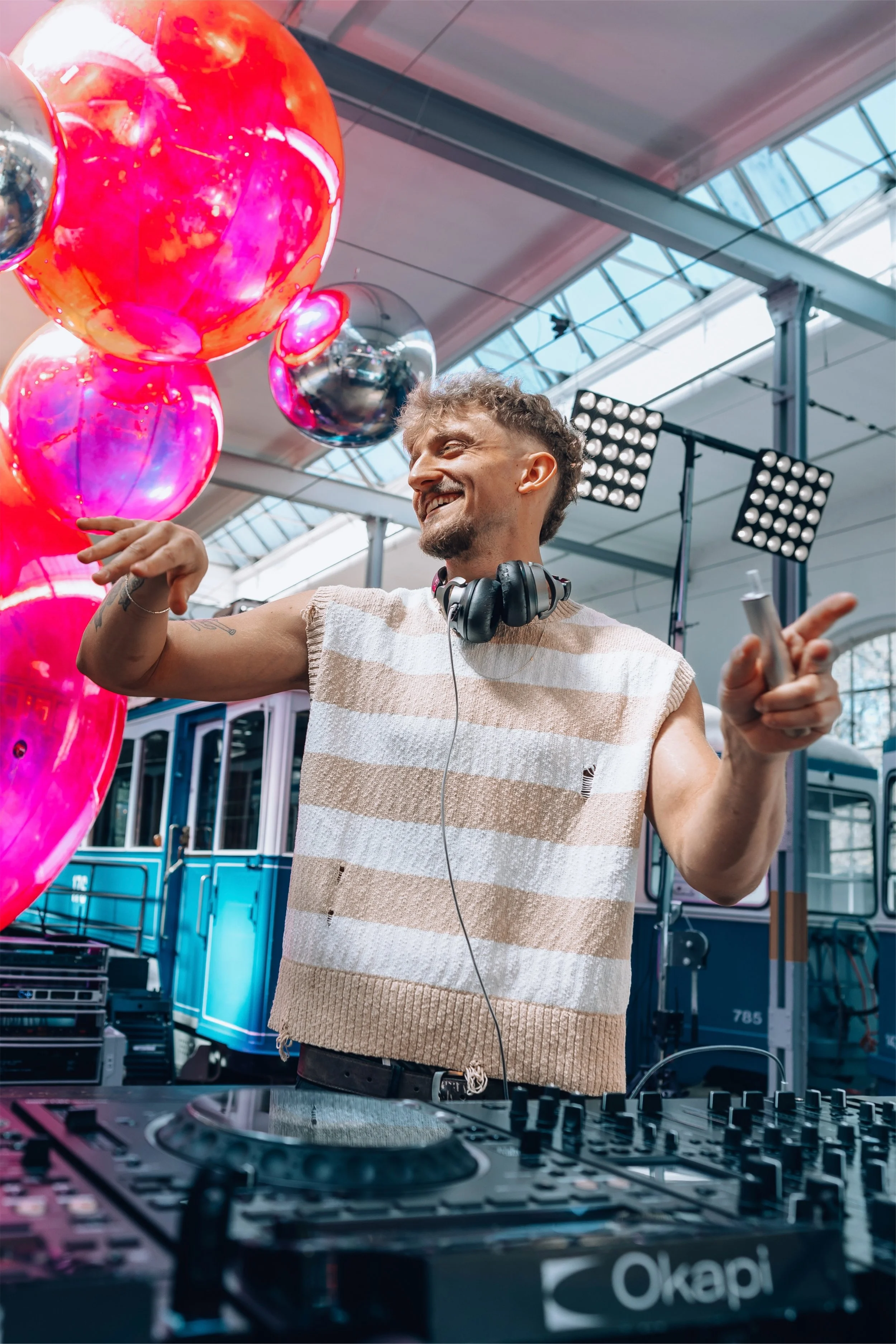    funkeltanz-event-tram-museum-dj-party-    fotografie-passion-by-jess.JPEG