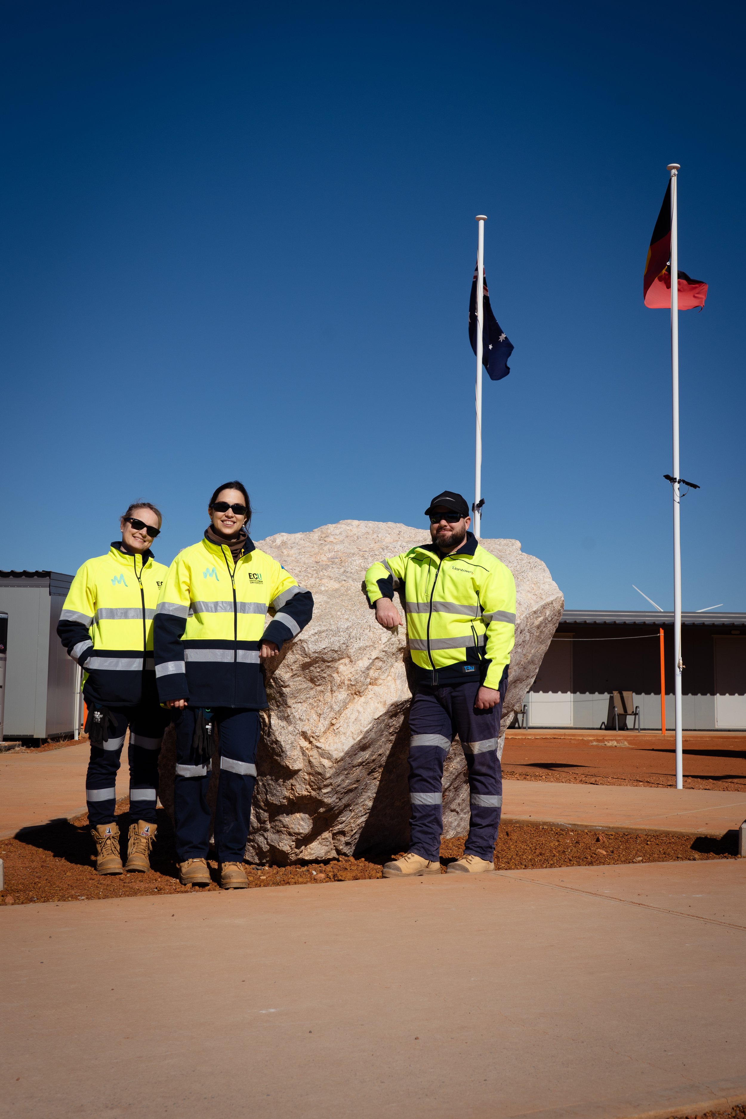 Liontown Mining employee collaborating with Edith Cowan University researchers
