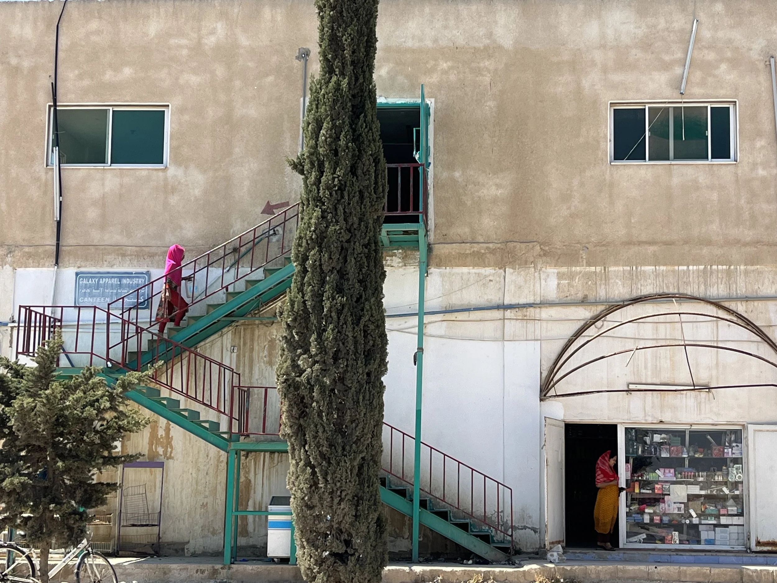  Most workers eat at least one meal a day in the factory canteen, and migrant workers have the cost for catering automatically deducted from monthly wages. As garment workers are paid below the national minimum wage (230 JD/month), they routinely sup