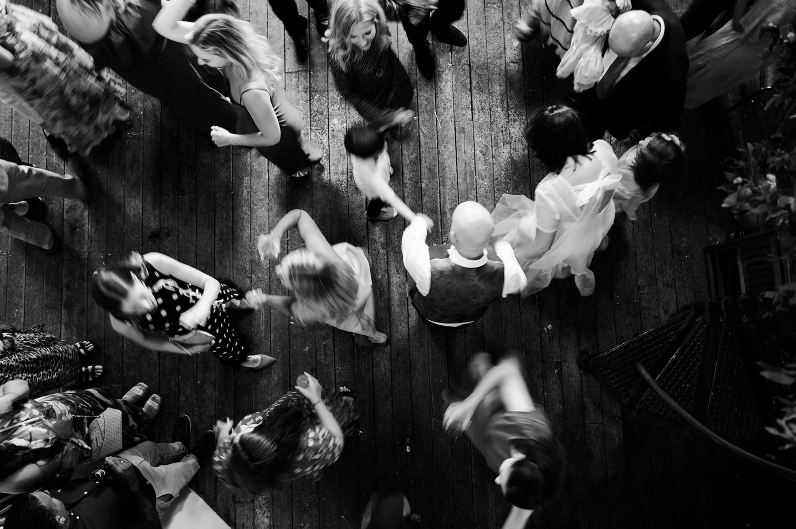 chloe-mary-bristol-wedding-photography-the-forge-katie-paul (357 of 390).jpeg