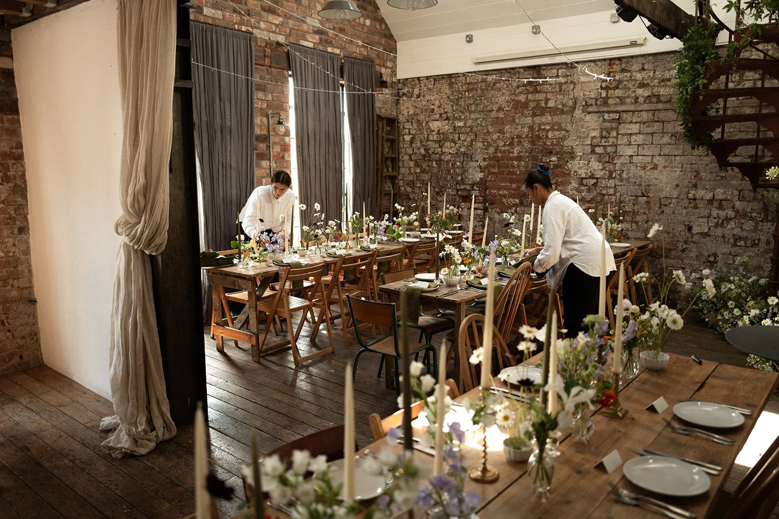 chloe-mary-bristol-wedding-photography-the-forge-katie-paul (2 of 390).jpeg