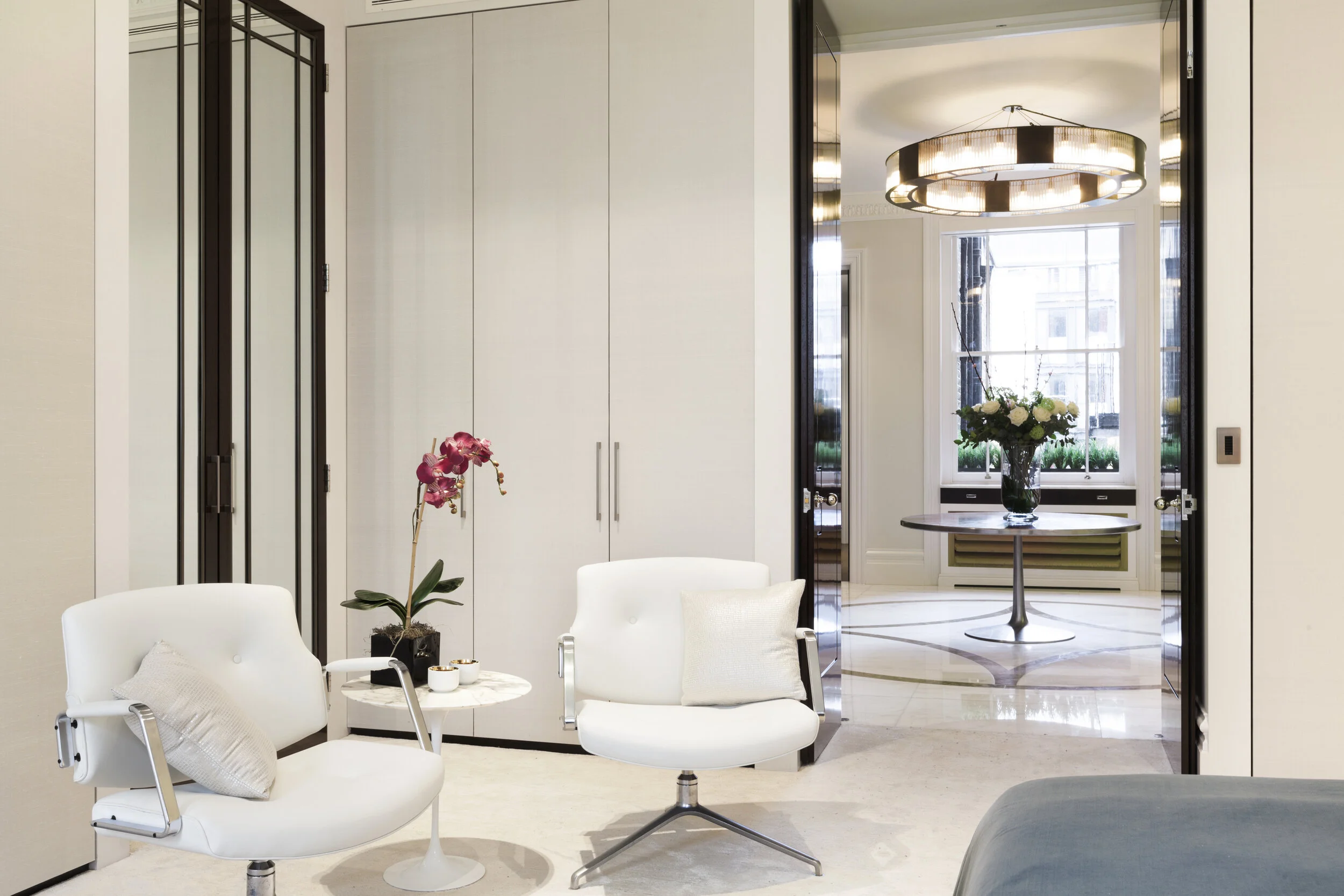 Ennismore Gardens (1), SW7