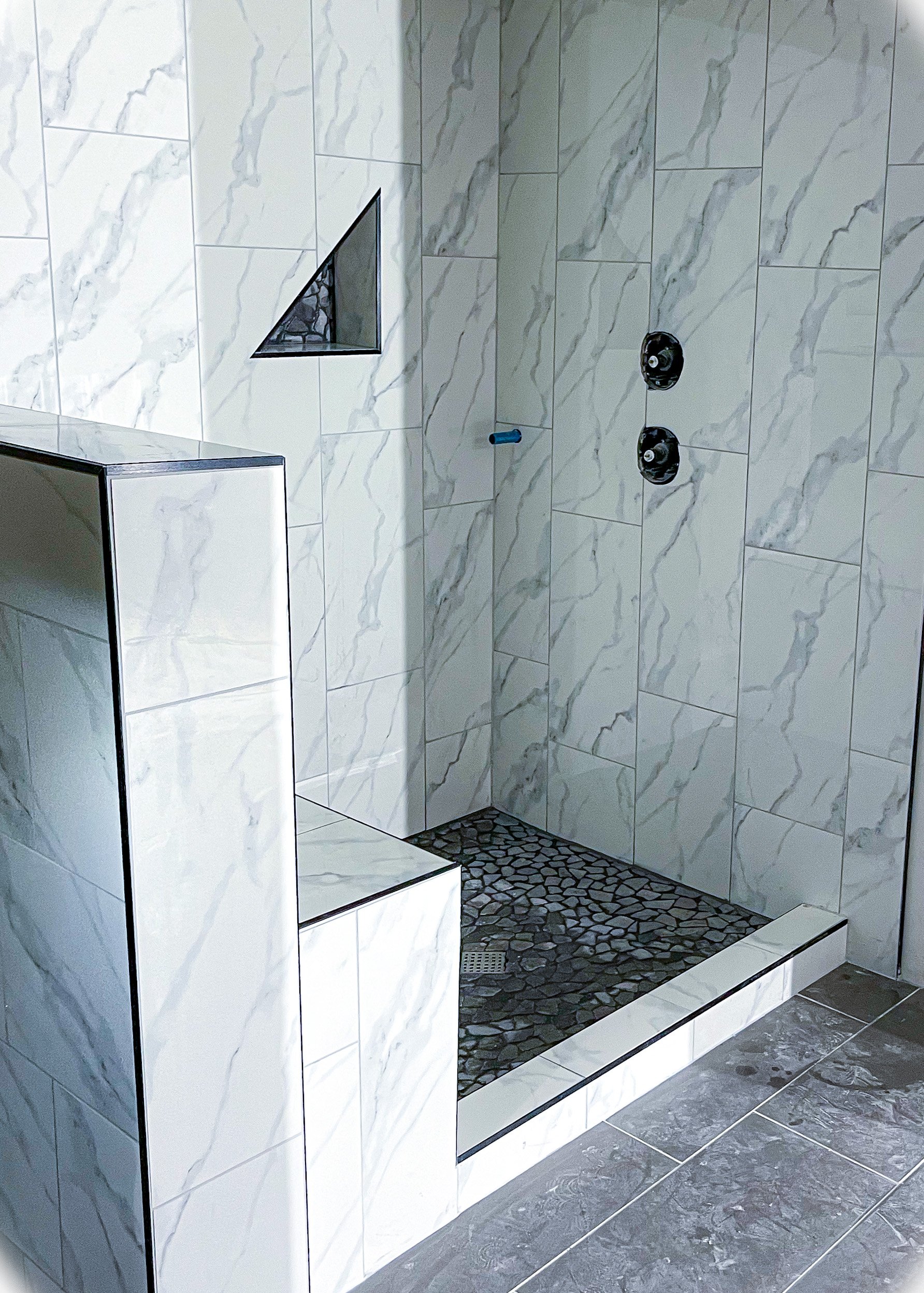 Vertical 1/3 Offset Shower
