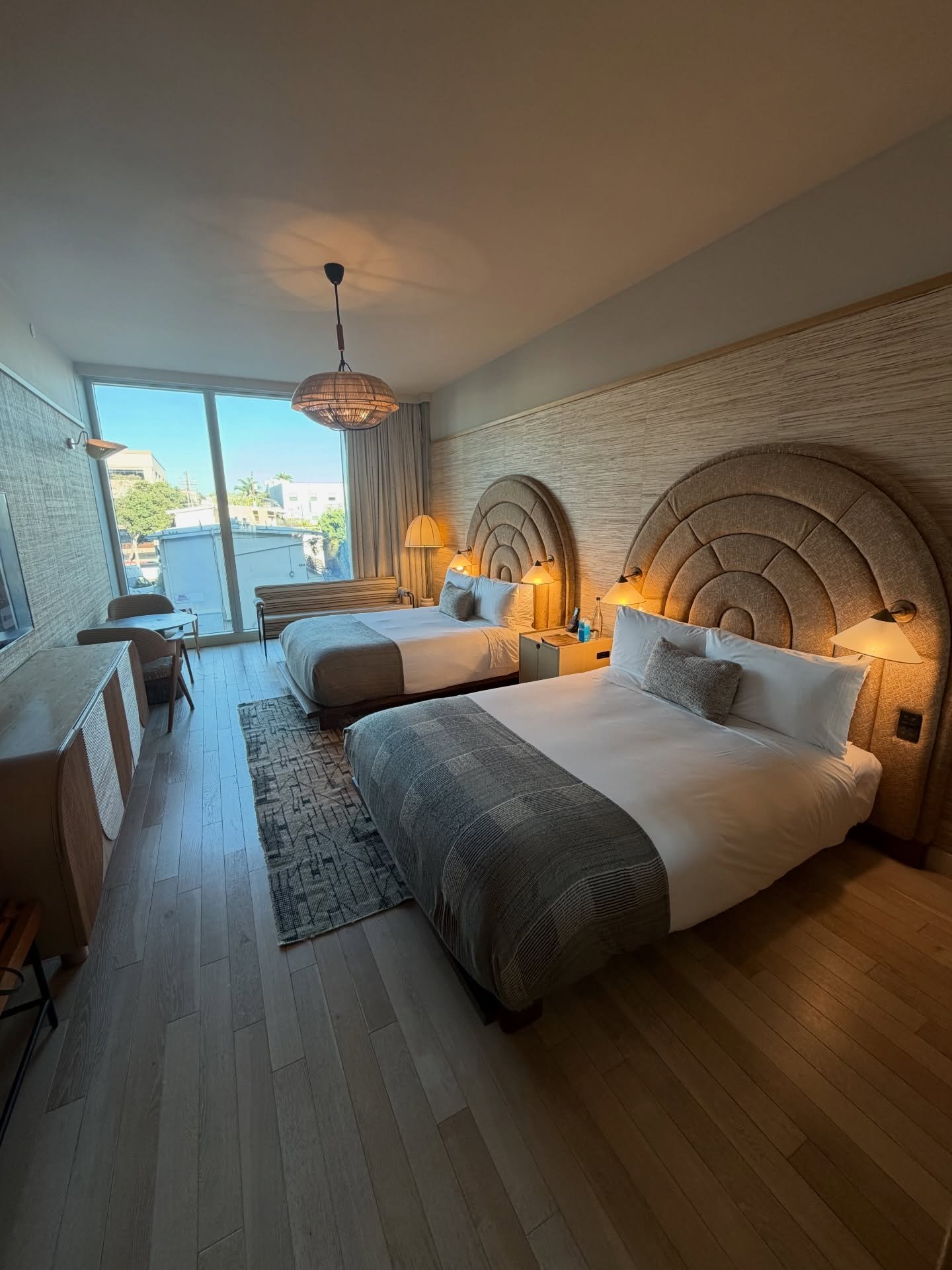 Returned home restored and rejuvenated after our recent stay at Santa Monica Proper, the experience was an effortless wellness journey from sunrise to sunset. From rooftop yoga at dawn to locally sourced, seed oil-free meals, hours by the pool, and m