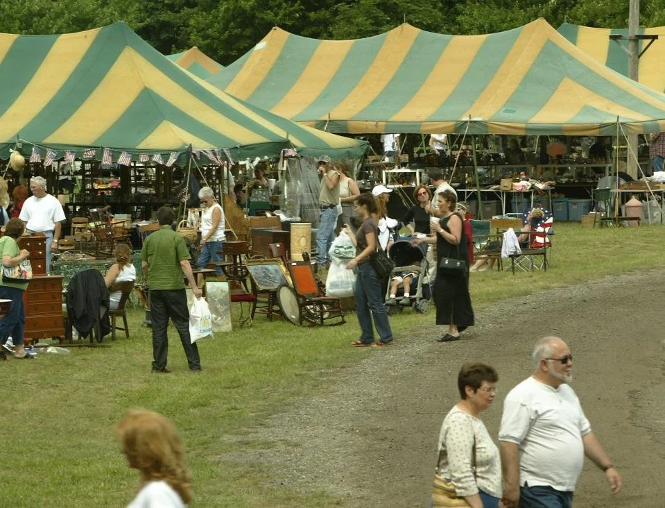 UTICA ANTIQUES MARKET