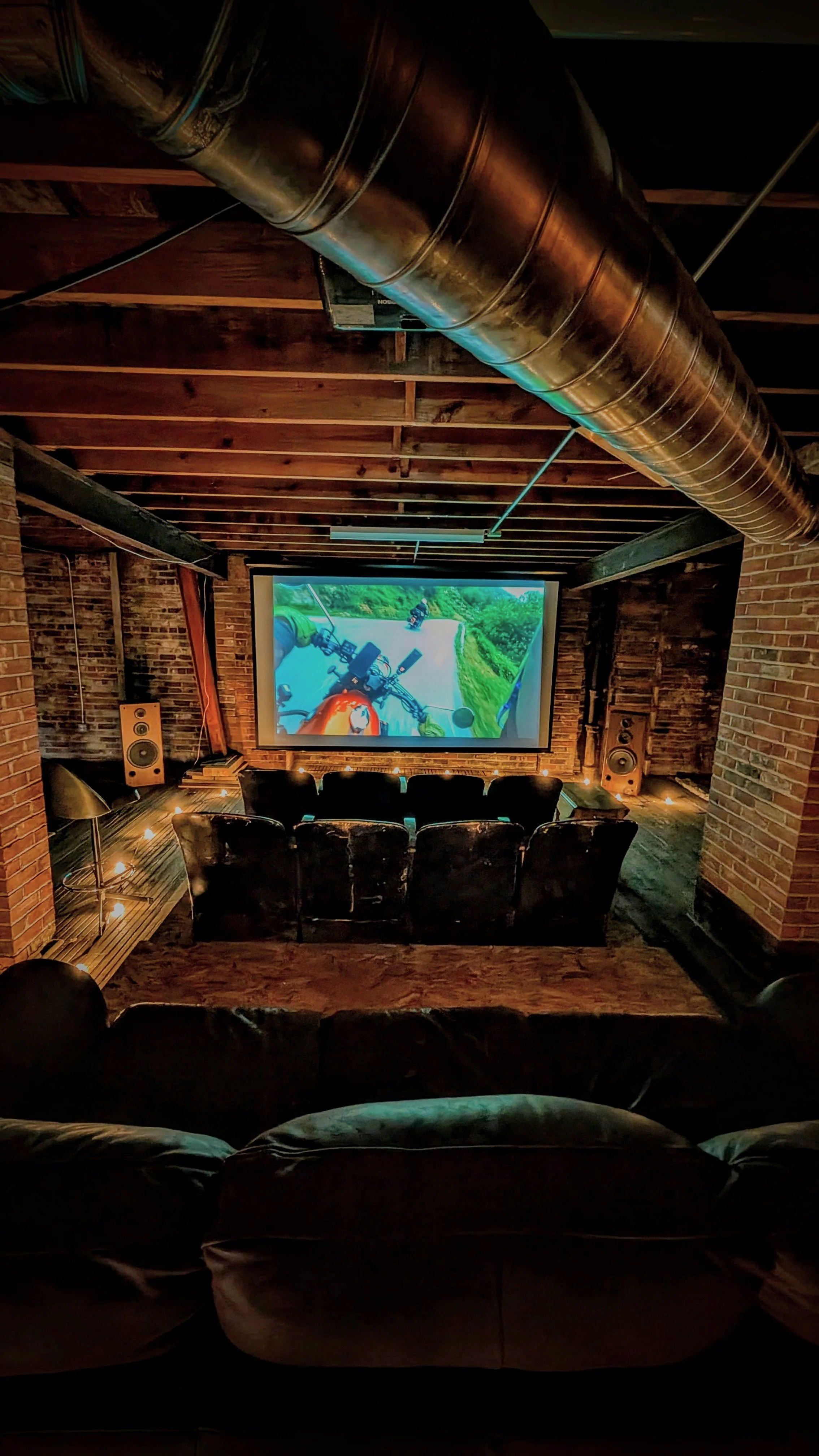 PRIVATE MOVIE THEATHER RENTAL MICHIGAN.jpg
