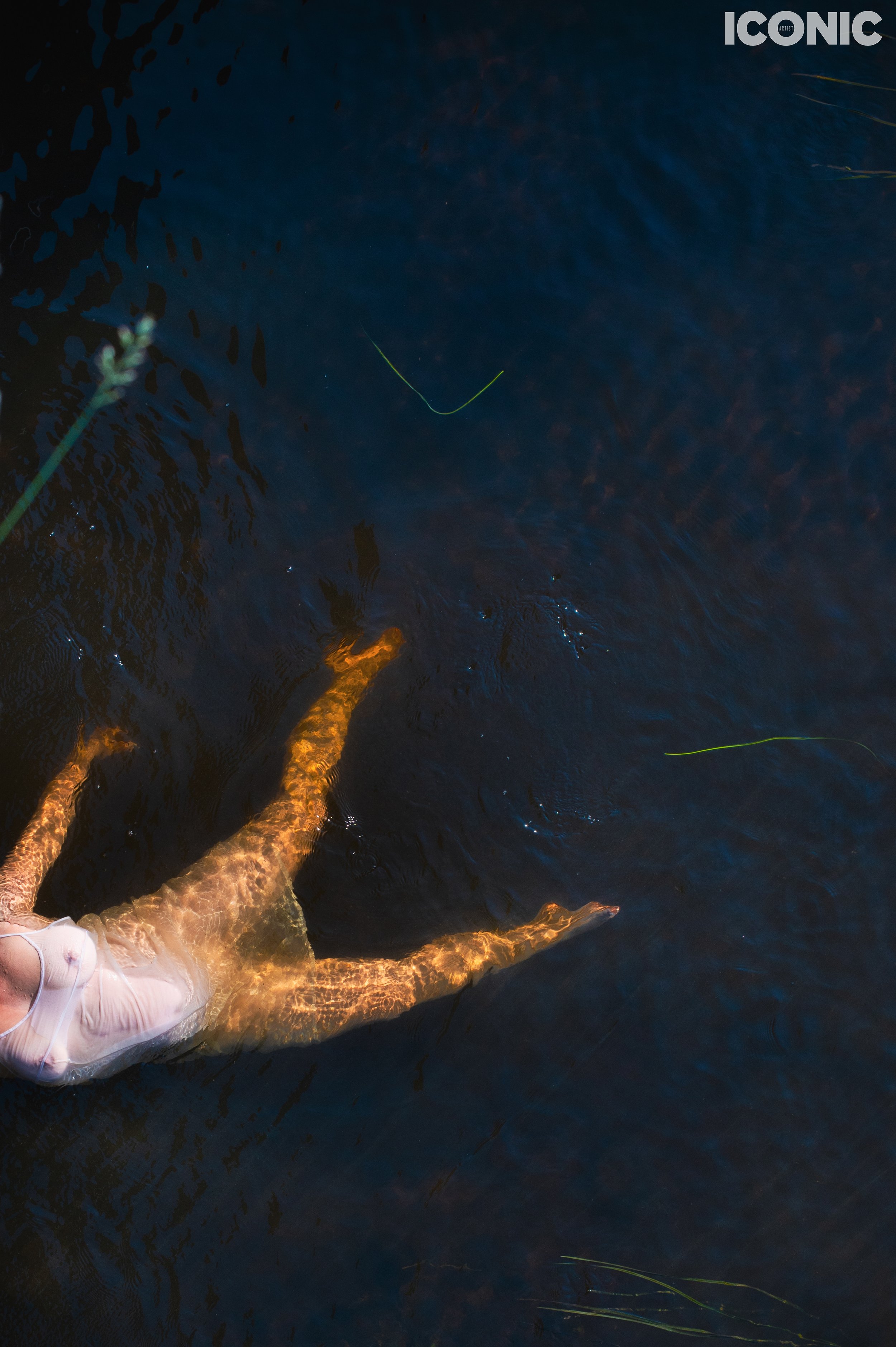 PHOTO BY
Anna Tut
.
