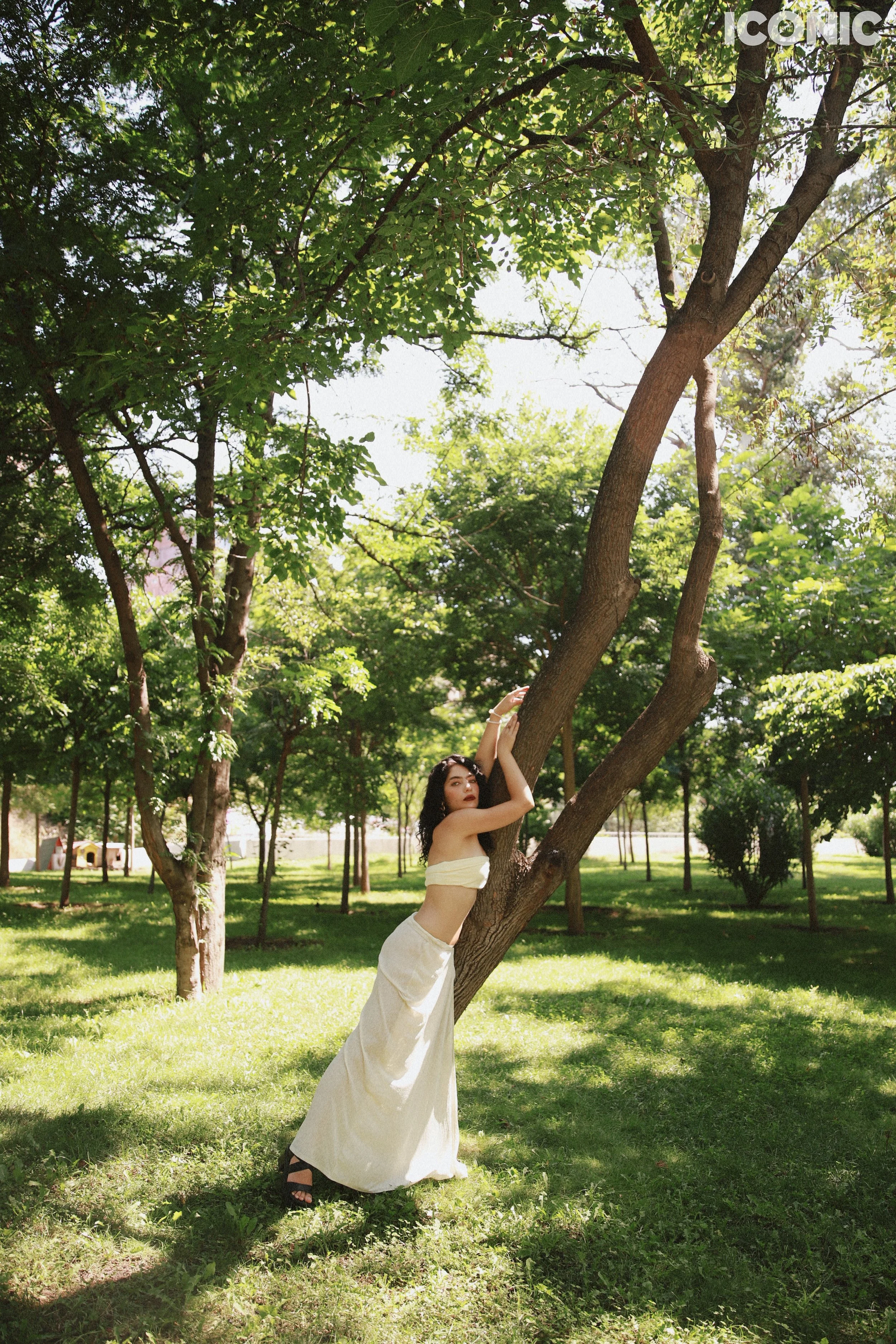 PHOTO BY
Daria Popova
.